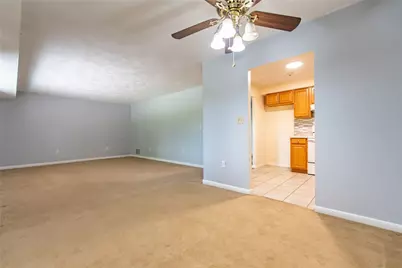 196 Old River Road #3B East, Lincoln, RI 02865 - Photo 18
