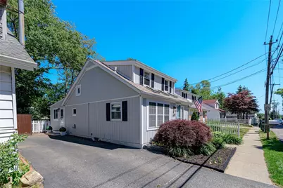390 Nausauket Road, Warwick, RI 02886 - Photo 4
