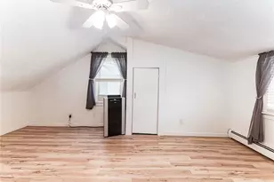 390 Nausauket Rd, Warwick, RI 02886 - Photo 16