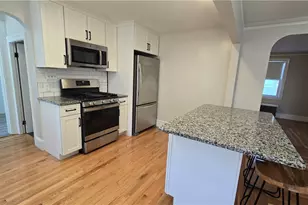 63 La Salle Dr, Providence, RI 02908 - Photo 2