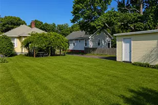 484 Daggett Ave, Pawtucket, RI 02861 - Photo 20