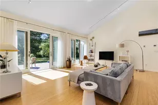 621 E Shore Rd, Jamestown, RI 02835 - Photo 12