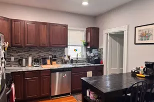 138 Doyle Ave, Providence, RI 02906 - Photo 2