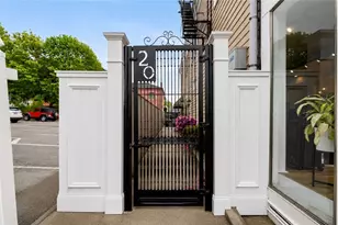 18 State St, Bristol, RI 02809 - Photo 4