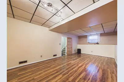 112 Longmeadow Avenue, Warwick, RI 02889 - Photo 28