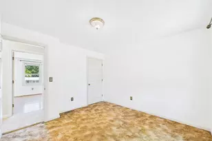 112 Longmeadow Ave, Warwick, RI 02889 - Photo 24
