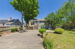 112 Longmeadow Ave, Warwick, RI 02889 - Photo 10