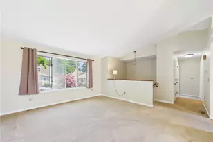 112 Longmeadow Ave, Warwick, RI 02889 - Photo 18