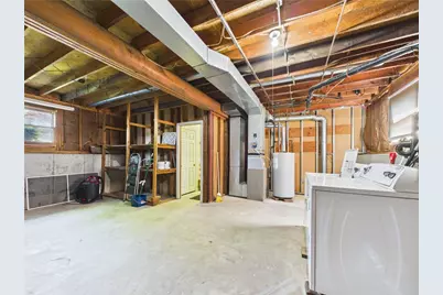112 Longmeadow Avenue, Warwick, RI 02889 - Photo 34