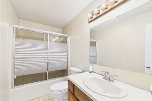 112 Longmeadow Ave, Warwick, RI 02889 - Photo 22
