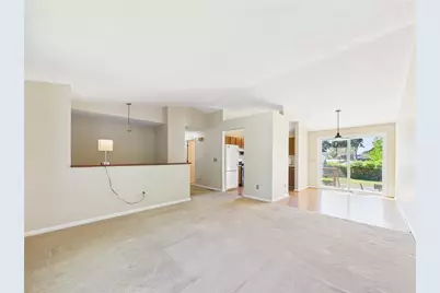 112 Longmeadow Avenue, Warwick, RI 02889 - Photo 20