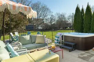20 Samson Ln, Middletown, RI 02842 - Photo 8