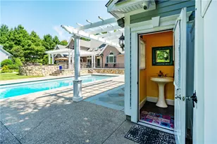 7 Josephine Dr, Smithfield, RI 02917 - Photo 46