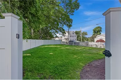 1175 Lonsdale Avenue, Lincoln, RI 02865 - Photo 40