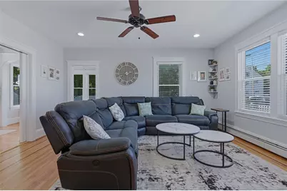 1175 Lonsdale Avenue, Lincoln, RI 02865 - Photo 12
