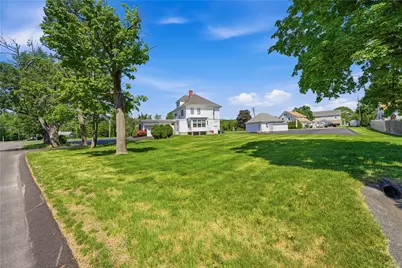982 Warwick Avenue, Warwick, RI 02888 - Photo 4