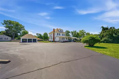 982 Warwick Avenue, Warwick, RI 02888 - Photo 12