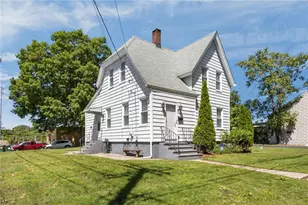 9 Gardner Ave, Cranston, RI 02910 - Photo 34