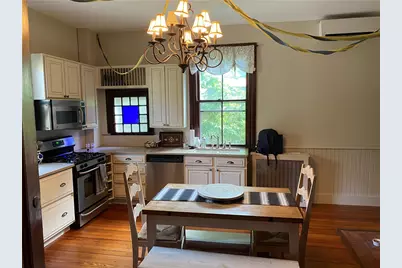 12 Clarke Street, Newport, RI 02840 - Photo 2