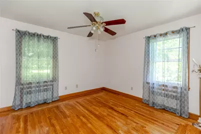 105 Borden Avenue, Johnston, RI 02919 - Photo 20
