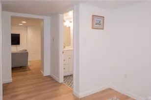 122 Ruggles Ave, Newport, RI 02840 - Photo 42