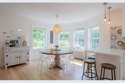 122 Ruggles Avenue, Newport, RI 02840 - Photo 6