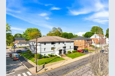 787 Admiral Street, Providence, RI 02908 - Photo 1