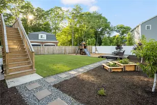 294 E Greenwich Ave, West Warwick, RI 02893 - Photo 32
