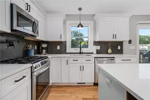 294 E Greenwich Ave, West Warwick, RI 02893 - Photo 10