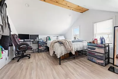 196 Simmonsville Avenue, Johnston, RI 02919 - Photo 12