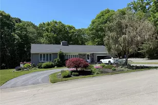 42 Elmdale Ave, Johnston, RI 02919 - Photo 1