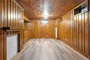20 Bowen St, East Providence, RI 02916 - Photo 18