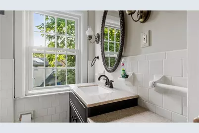 20 Bowen Street, East Providence, RI 02916 - Photo 16