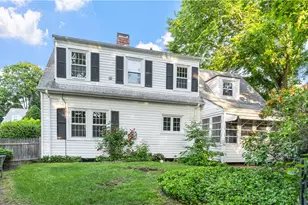20 Bowen St, East Providence, RI 02916 - Photo 22
