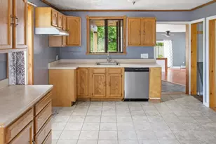 82 Wells St, Westerly, RI 02891 - Photo 10