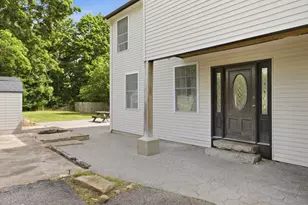 82 Wells St, Westerly, RI 02891 - Photo 6