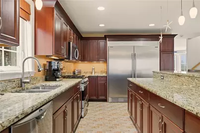 42 Lewis Street, Tiverton, RI 02878 - Photo 12