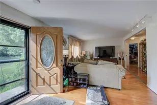 117 Bulgarmarsh Rd, Tiverton, RI 02878 - Photo 8