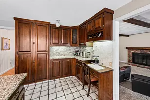43 Follett St, Cumberland, RI 02864 - Photo 12