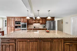 43 Follett St, Cumberland, RI 02864 - Photo 6