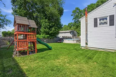 10 Faxon Street, West Warwick, RI 02893 - Photo 36