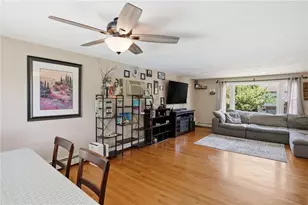 10 Faxon St, West Warwick, RI 02893 - Photo 6