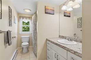10 Faxon St, West Warwick, RI 02893 - Photo 14