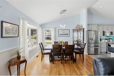 66 Mare Terrace, Portsmouth, RI 02871 - Photo 12