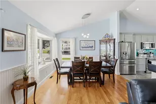 66 Mare Terrace, Portsmouth, RI 02871 - Photo 12