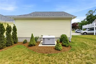 66 Mare Terrace, Portsmouth, RI 02871 - Photo 40