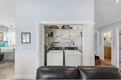 66 Mare Terrace, Portsmouth, RI 02871 - Photo 28