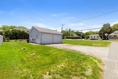 3055 East Main Road, Portsmouth, RI 02971 - Photo 4