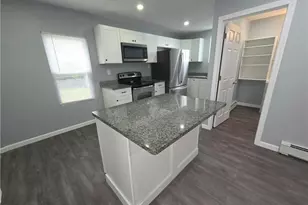 32 Gooding St, Pawtucket, RI 02860 - Photo 14