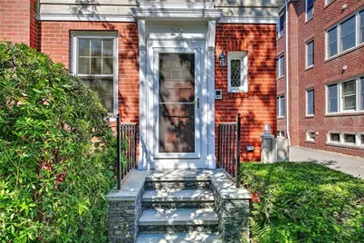 20 Grotto Avenue, Providence, RI 02906 - Photo 2